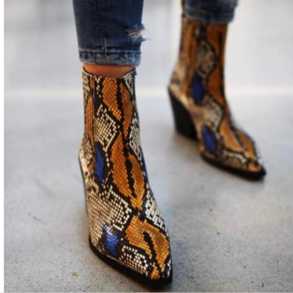 ☆NEW with box Aeyde 'Kate' Multi Snake Print Ankle boots